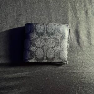 Men’s Coach wallet